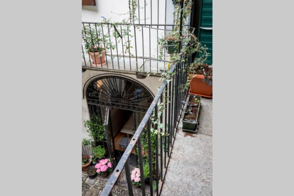 Loft In Pieno Centro Storico Apartamento Como Exterior foto